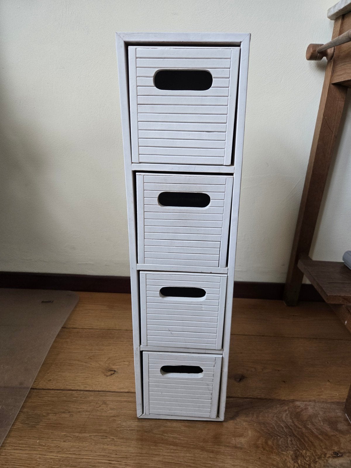 Smalle ladekast met 4 laden - Wit 66x17x24, Ophalen, Minder dan 50 cm, Gebruikt, Modern, functioneel
