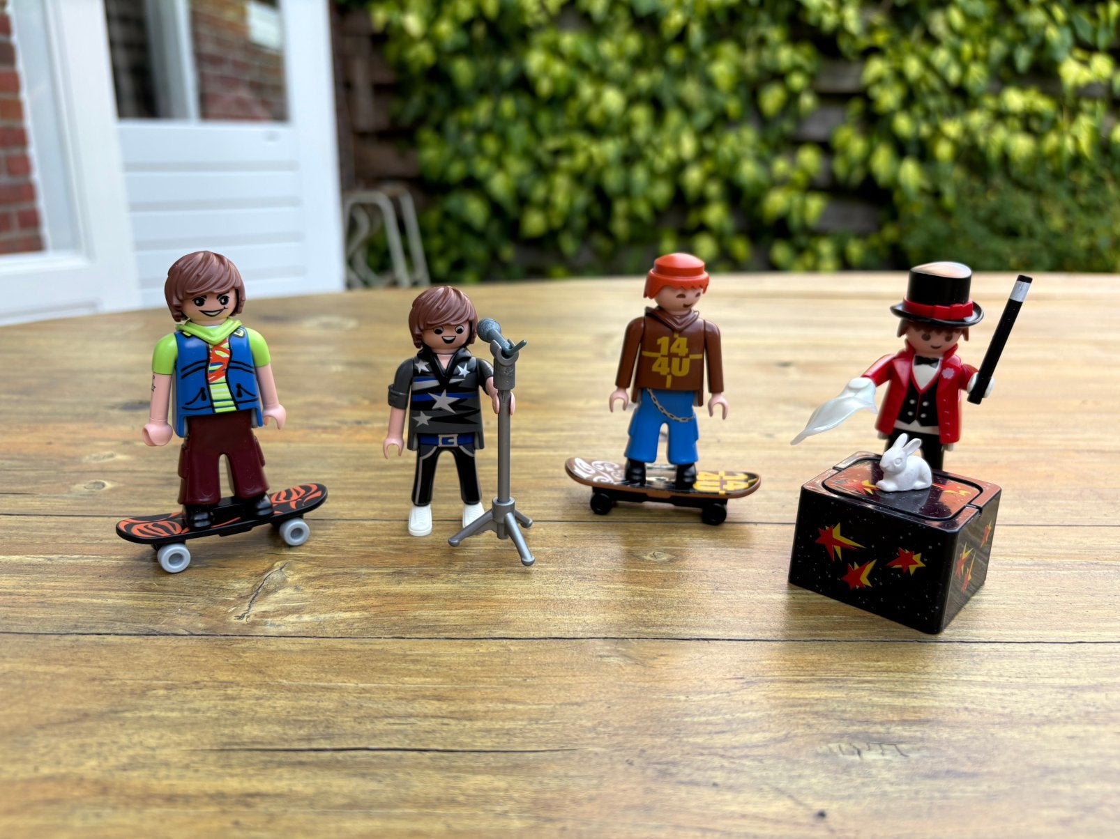 Playmobil goochelaar, zanger en skaters, Ophalen of Verzenden, Zo goed als nieuw