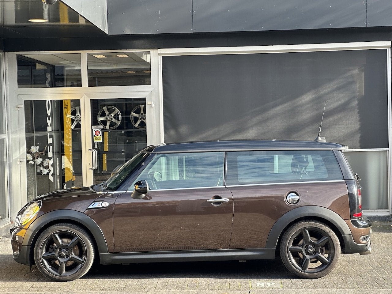 MINI Clubman 1.6 Cooper S Chili CLIMA / NAVI / BLUETOOTH / S, Auto's, Mini, Voorwielaandrijving, 4 cilinders, 4 stoelen, Beige