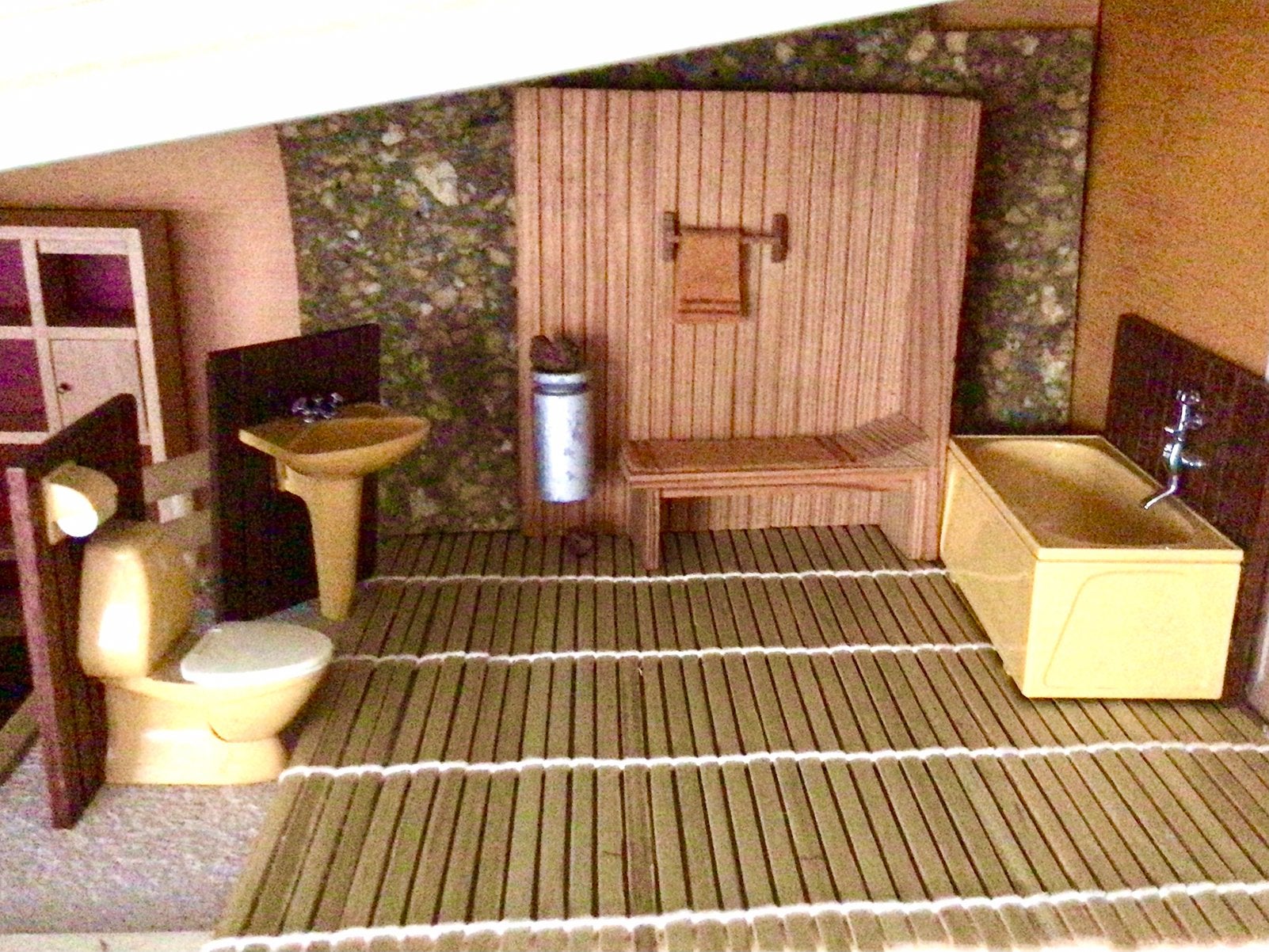 Vintage Lundby sauna met badkamer. Totaal 4 items., Verzamelen, Ophalen of Verzenden, Poppenhuis