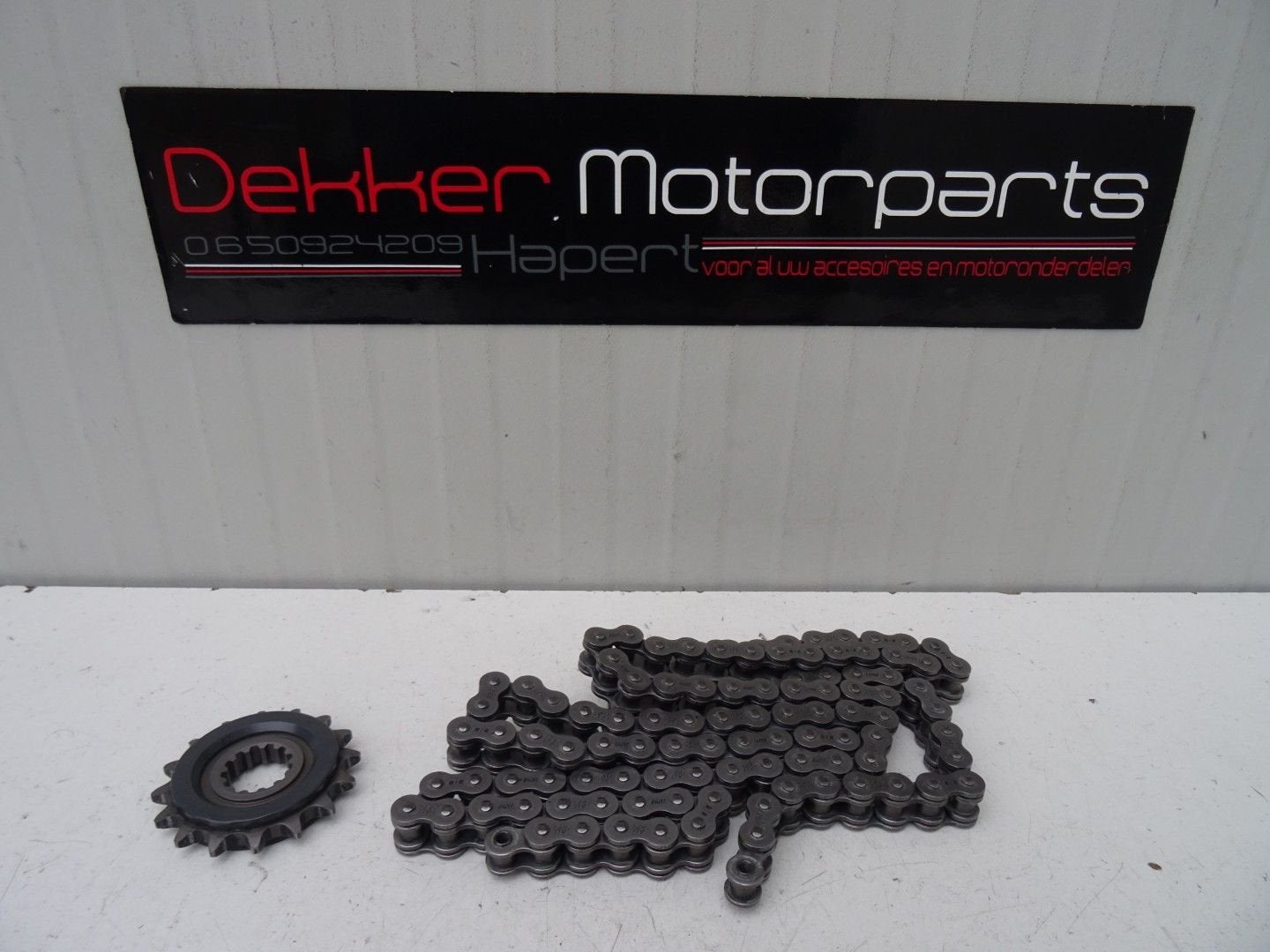 Originele DID Ketting + VoorTandwiel Yamaha YZF R1 2015-2025, Motoren, Onderdelen | Yamaha, Ophalen of Verzenden, -, -, -