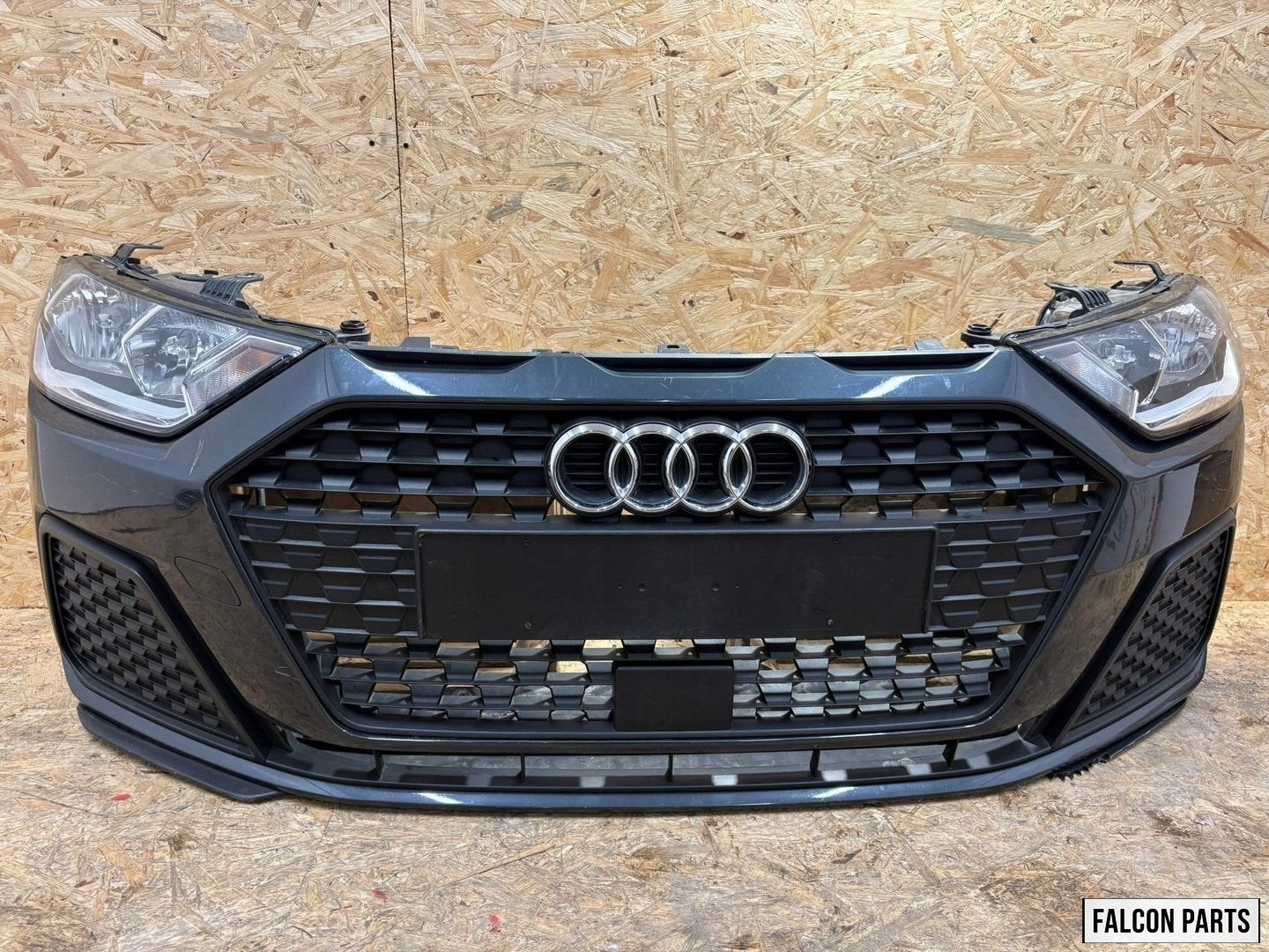 AUDI A1 COMPLETE VOORKOP, Auto-onderdelen, Gebruikt, -, -, Bumper