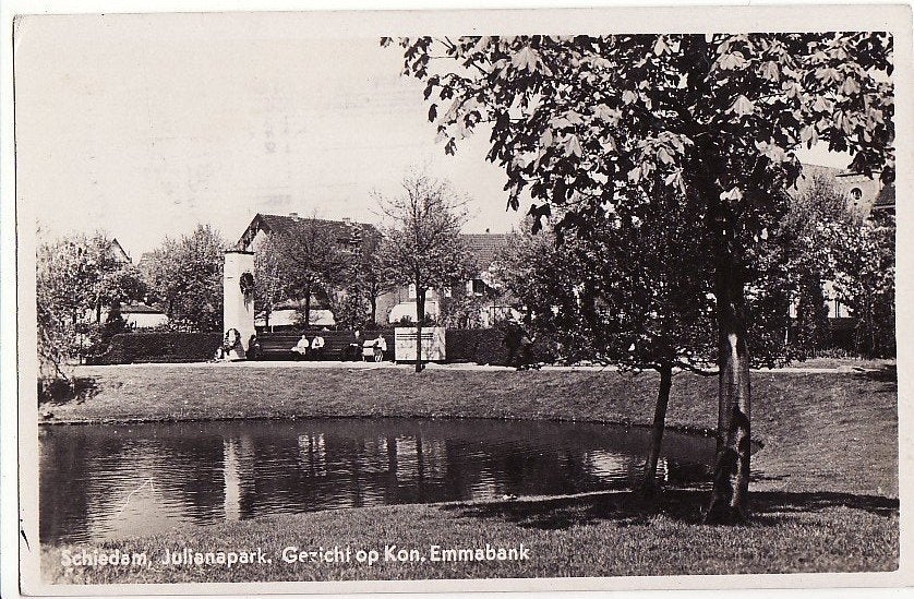 Schiedam Julianapark gezicht op Emmabank 1939., Ophalen, 1960 tot 1980, Ongelopen, Zuid-Holland