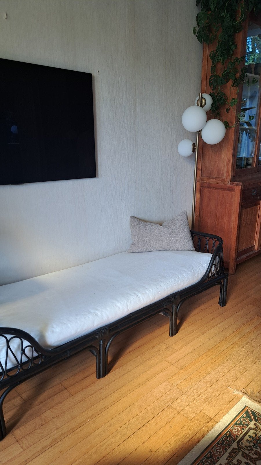 Stijlvol ligbed/kinderbed/lounge voor binnen en buiten, Tuin en Terras, Ligbedden, Ophalen, Gebruikt, Rotan