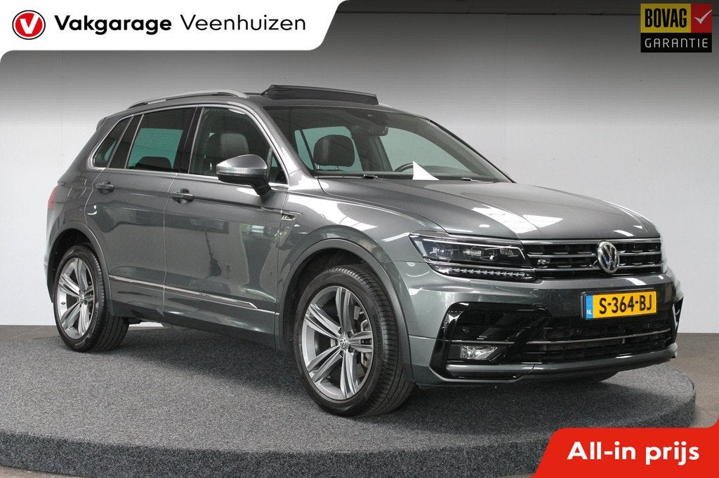 Volkswagen Tiguan 2.0 TSI 4Motion Highline Business R|Pano d, Auto's, Automaat, 12 maanden, Gebruikt, 4 cilinders
