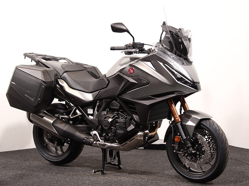 Honda NT 1100 DCT E, Bedrijf, Toermotor