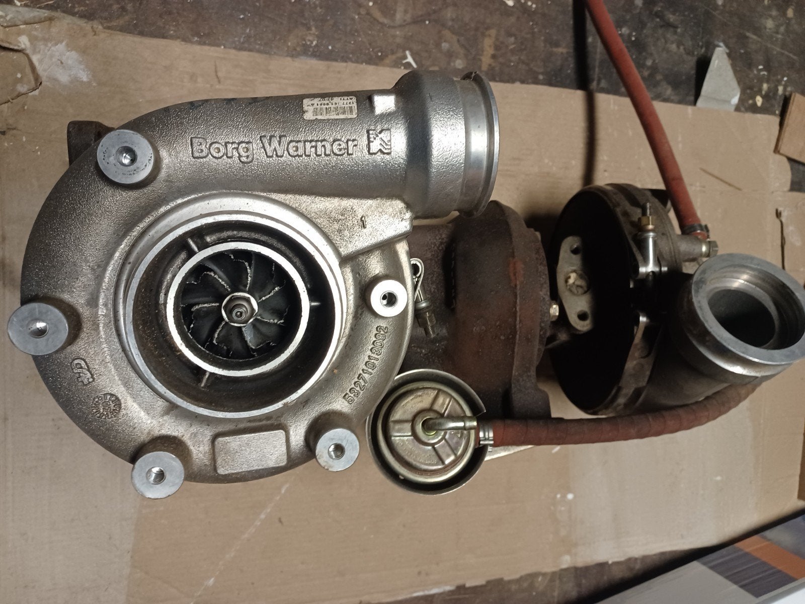 2x Turbo voor 6-cilinder Volvo motor (pompwiel beschadigd), Ophalen of Verzenden, Gebruikt, Volvo