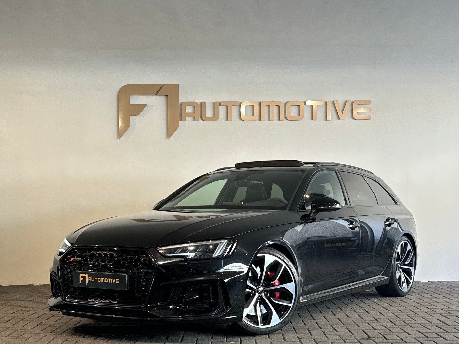 Audi RS4 2.9 TFSI Quattro Pro Line Plus Pano|HUD|B&O|360|VOL, Automaat, Zwart, Vierwielaandrijving, 450 pk