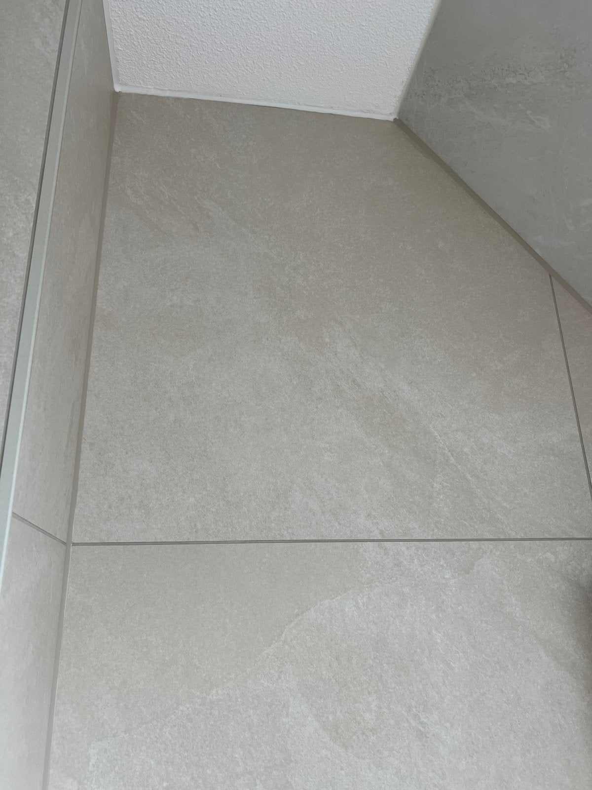 28 Badkamertegels 60x60, Huizen en Kamers