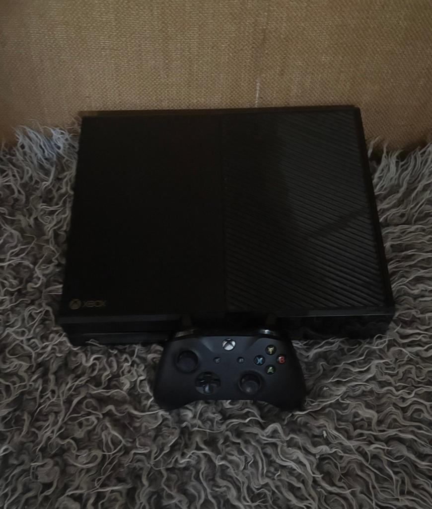 xbox one, Ophalen of Verzenden, Zo goed als nieuw, Met 1 controller, Original