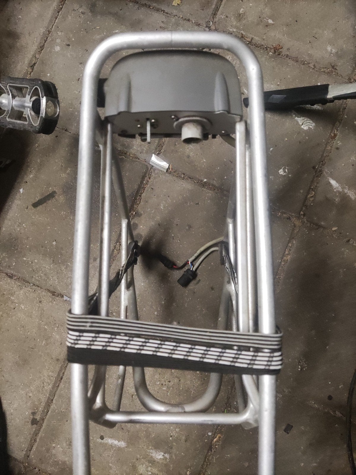 Fietsendrager met elektrische aansluiting voor gazelle, Ophalen of Verzenden, Gebruikt