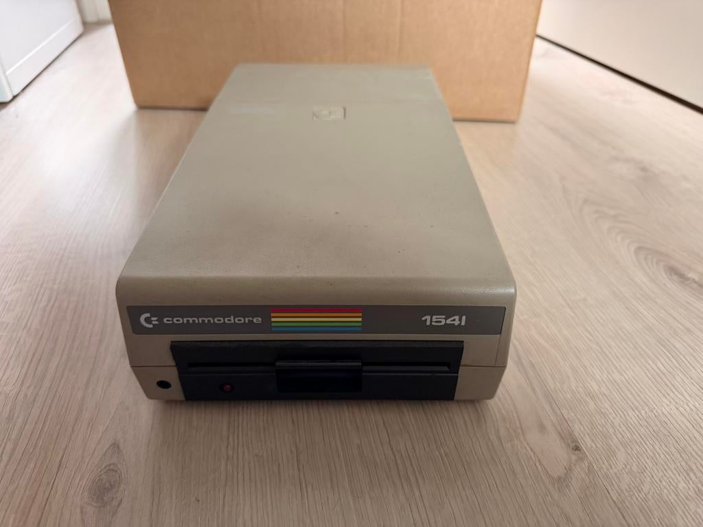 Commodore 64 floppy diskette disk drive 1541, Computers en Software, Ophalen of Verzenden