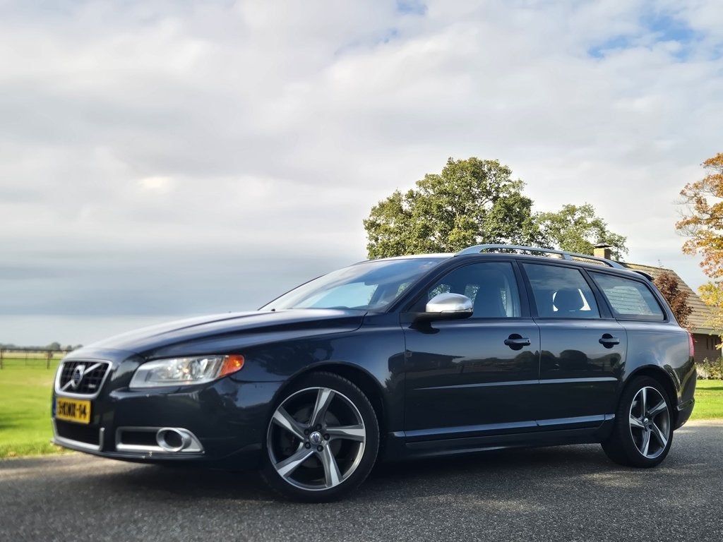 Volvo V70 1.6 T4 R-Edition, Automaat, 4 cilinders, 1600 kg, 84 €/maand