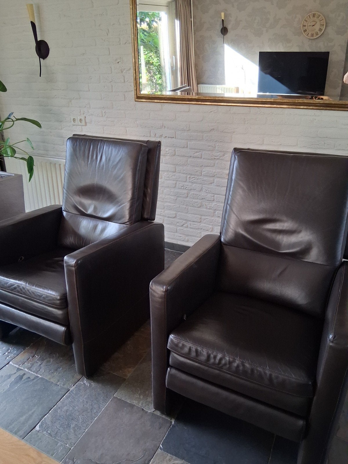 2 donkerbruin lederen relaxfauteuils, Ophalen, Gebruikt, 50 tot 75 cm, Leer