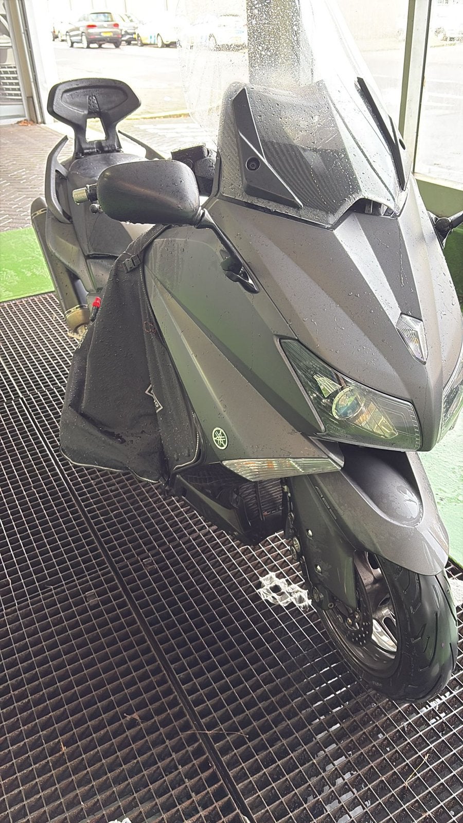 Top Yamaha TMAX 530 Akra, Occasion, Particulier, Minimaal motorrijbewijs A2, 2 cilinders