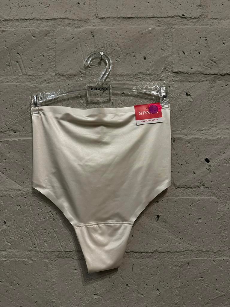 Spanx shaping slip 34 - 36/ S NIEUW!! Nu €15, Ophalen of Verzenden, Slip