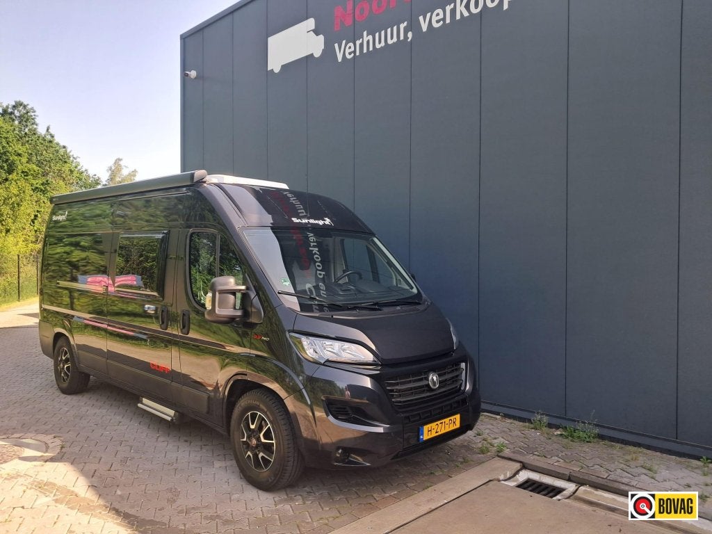 Sunlight Cliff 600 XV - Automaat - Trekhaak, Caravans en Kamperen, Campers, Automaat, Sunlight, Ringverwarming, Fiat
