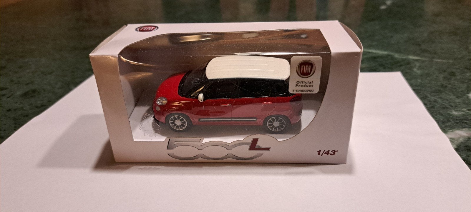 fiat 500 L 1:43, Hobby en Vrije tijd, Modelauto's | 1:43, Ophalen of Verzenden, Auto, Overige merken