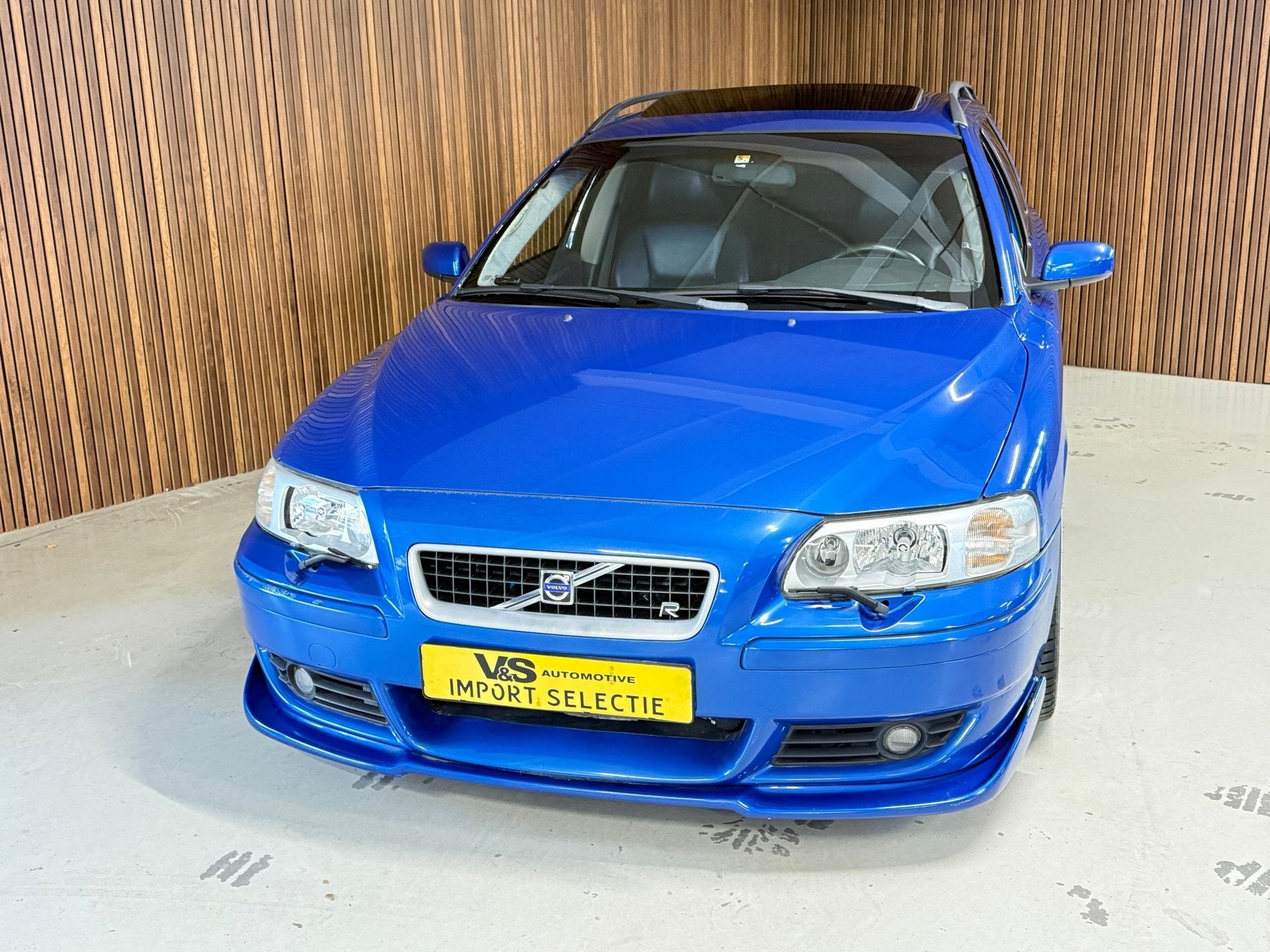 Volvo V70 2.5 R - Sonic Blue, Automaat, Gebruikt, Zwart, Automatische klimaatregeling