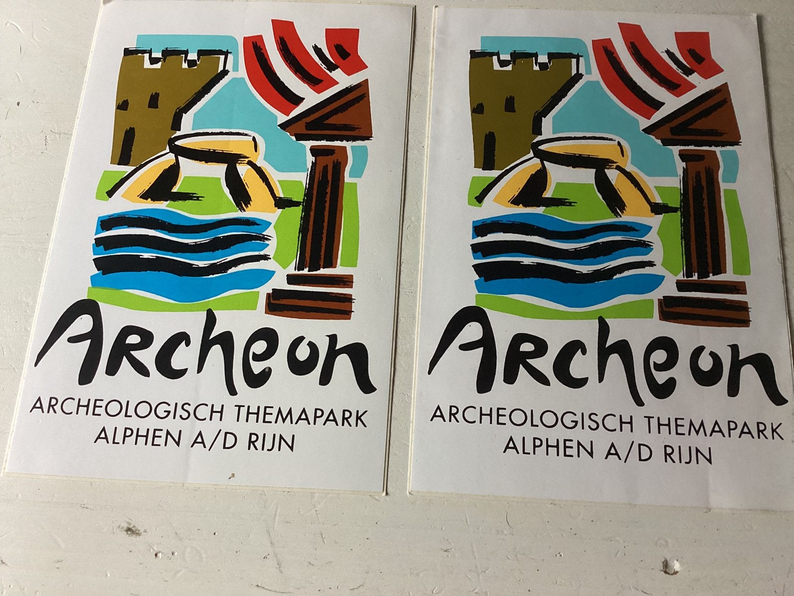 2 stickers Archeon Alphen aan den Rijn, Verzenden, Zo goed als nieuw