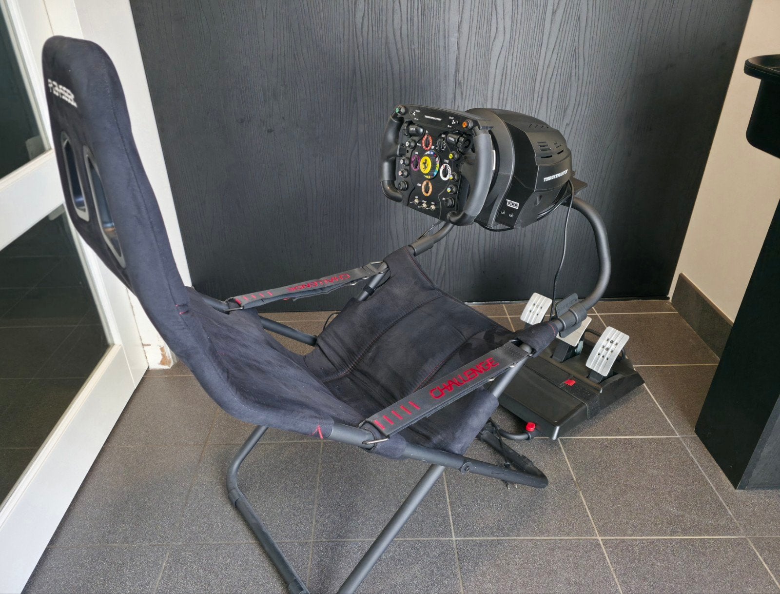 Thrustmaster T300 RS GT met Playseat Challenge en F1 stuur, Spelcomputers en Games, Ophalen, Racestoel, Zo goed als nieuw, Verstelbaar