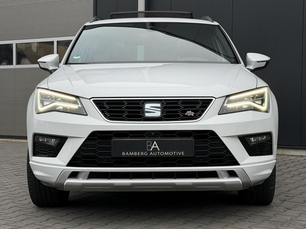 Seat Ateca 1.5 TSI FR |pano|360|Beats|ACC|trekhaak|keyless, Auto's, Seat, Euro 6, 4 cilinders, Ateca, Wit