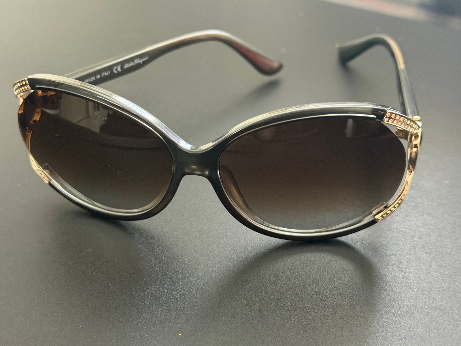 Origine Salvatore Ferragamo Zonnebril SF600SR met strass, Overige merken, Zonnebril, Bruin, Ophalen of Verzenden