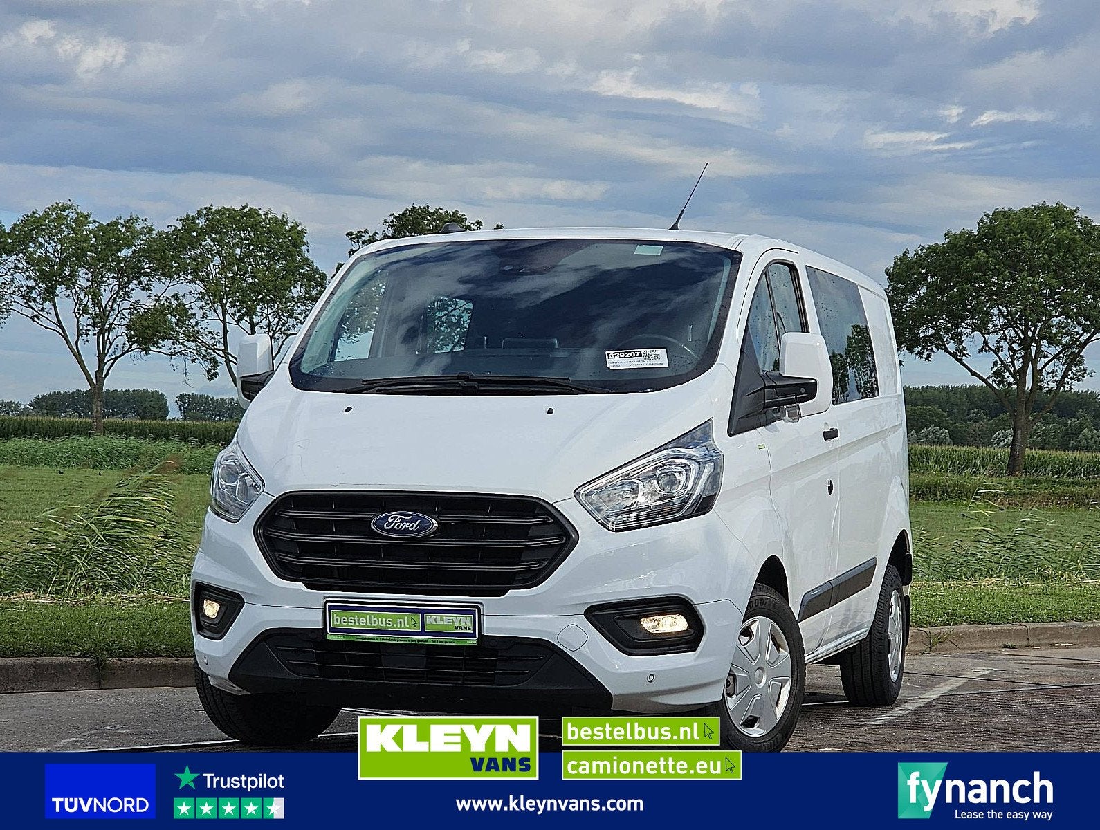 FORD TRANSIT CUSTOM 2.0 l1h1 dubbele cabine!, Auto's, Bestelauto's, Gebruikt, Euro 6, Stoelverwarming, Wit