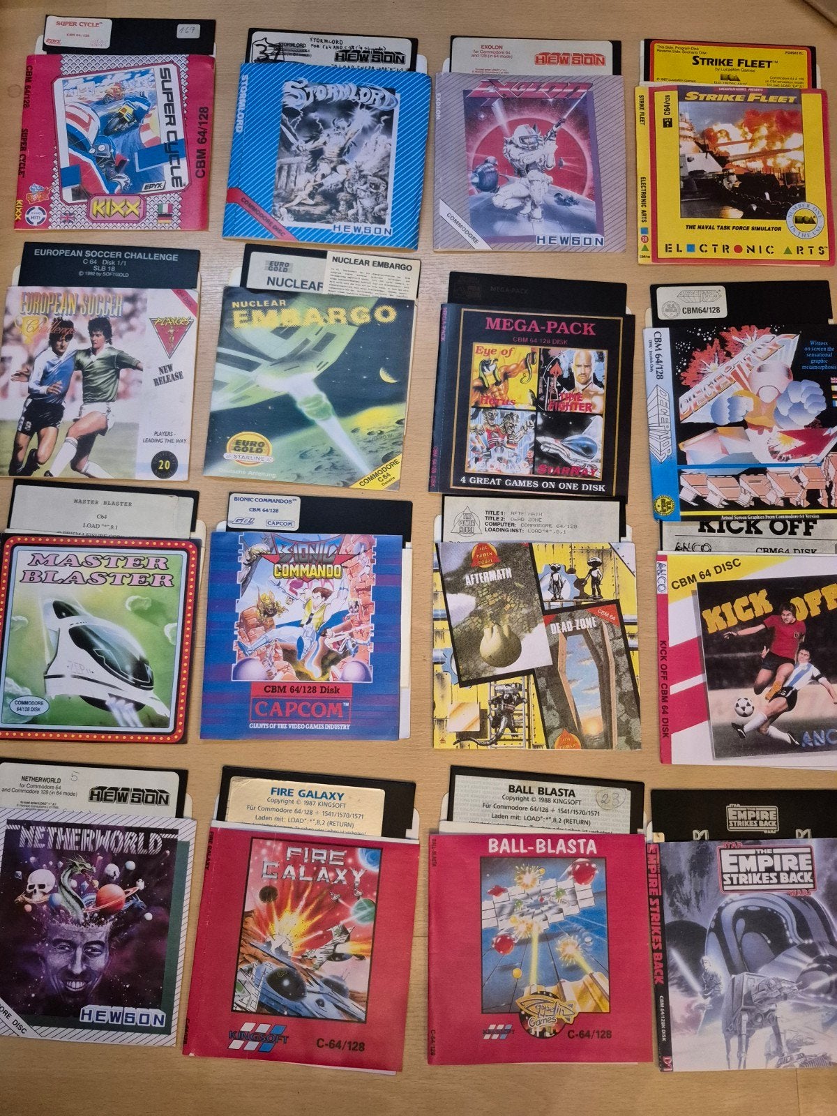 Grote collectie Commodore 64/128 spellen op floppy, Spelcomputers en Games, Games | Overige, Gebruikt, Overige genres, Ophalen of Verzenden