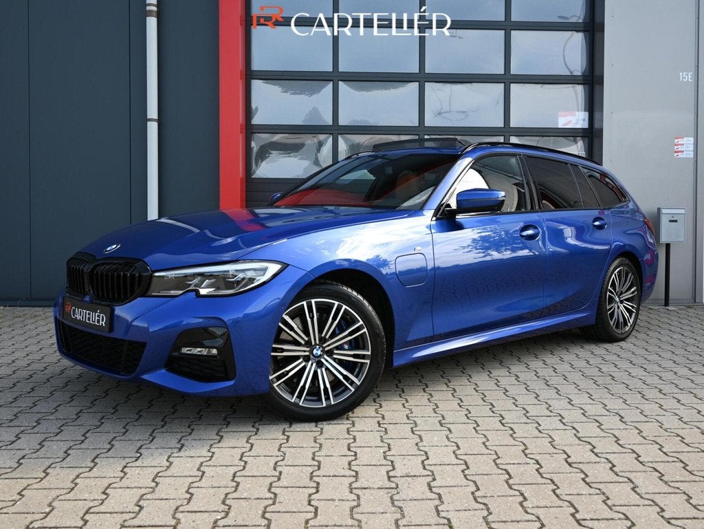 BMW 3-serie Touring 330e High Executive | M-Sport | Pano | 3, Auto's, BMW, Achterwielaandrijving, Gebruikt, Euro 6, 4 cilinders