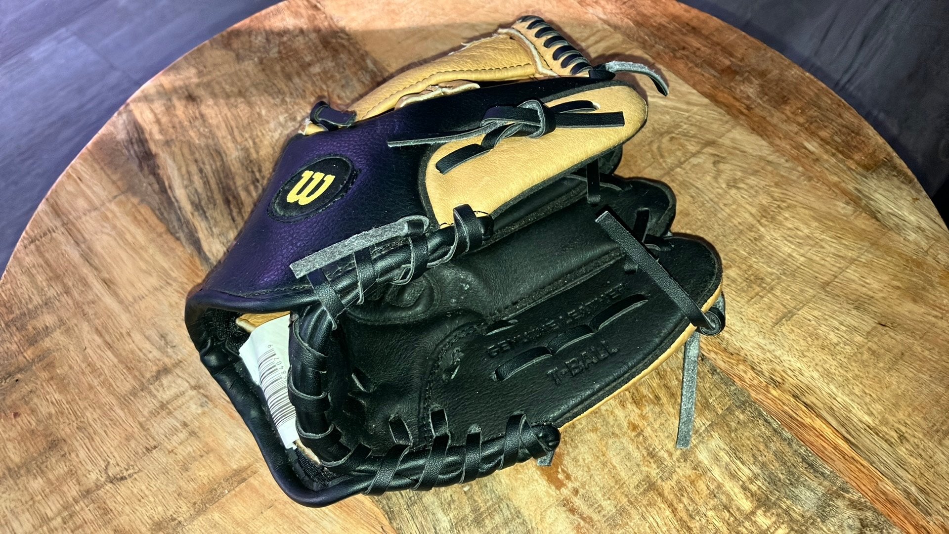 Wilson WTA0360 9” Right handschoen/glove, Ophalen of Verzenden, Zo goed als nieuw, Handschoen