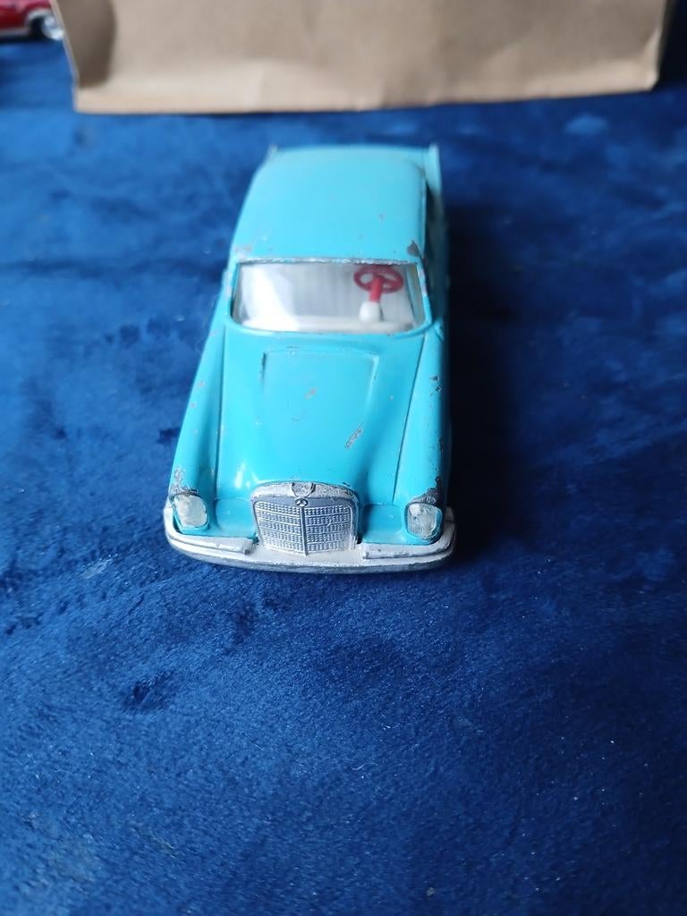 Mercedes 220SE. Tekno Denmark,  lowrider, Hobby en Vrije tijd, Modelauto's | 1:43, Ophalen of Verzenden, Gebruikt, Auto, Overige merken