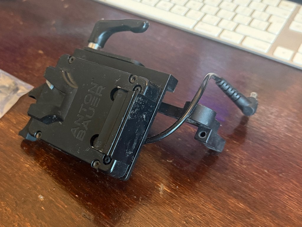 Sony FX6 V-Mount, Anton/Bauer / Videndum, Gebruikt, Salessupport_USA@videndum.com, Batterygrip