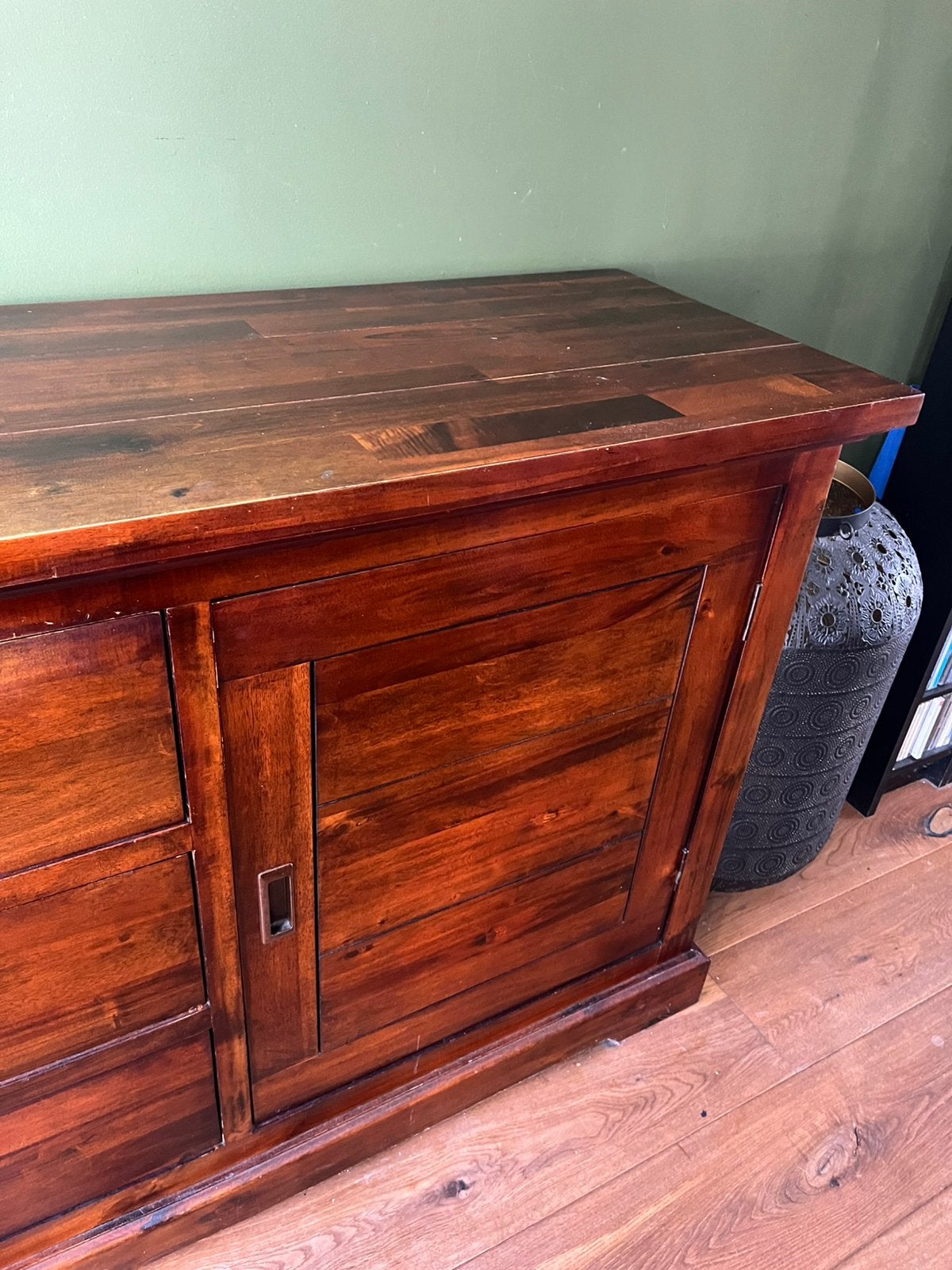 Kast met 3 lade en opberg links en rechts, Huis en Inrichting, Kasten | Dressoirs, Ophalen, Gebruikt, Met deur(en), 150 tot 200 cm