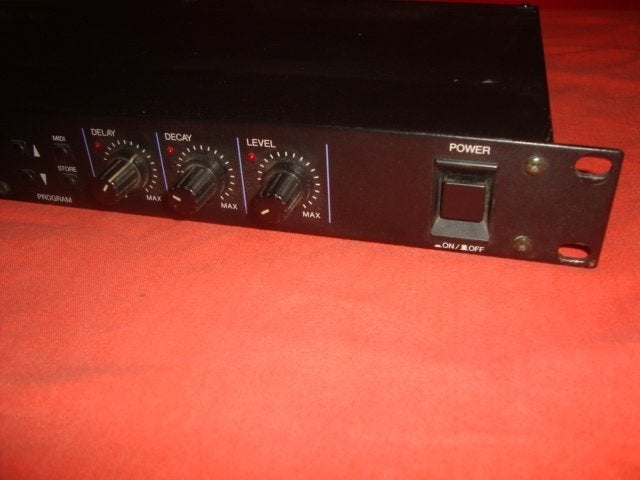Gebruikt: Yamaha REV100 digital reverb. 20260453, Mteurope@outlook.com, YAMAHA, MTE, Gebruikt