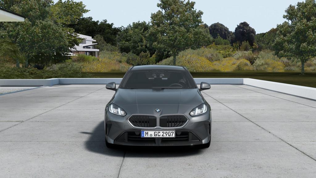 BMW 1 Serie 120 M Sport Automaat / Sportstoelen / Achteruitr, Auto's, BMW, Zwart, 156 pk, Bedrijf, 3 cilinders