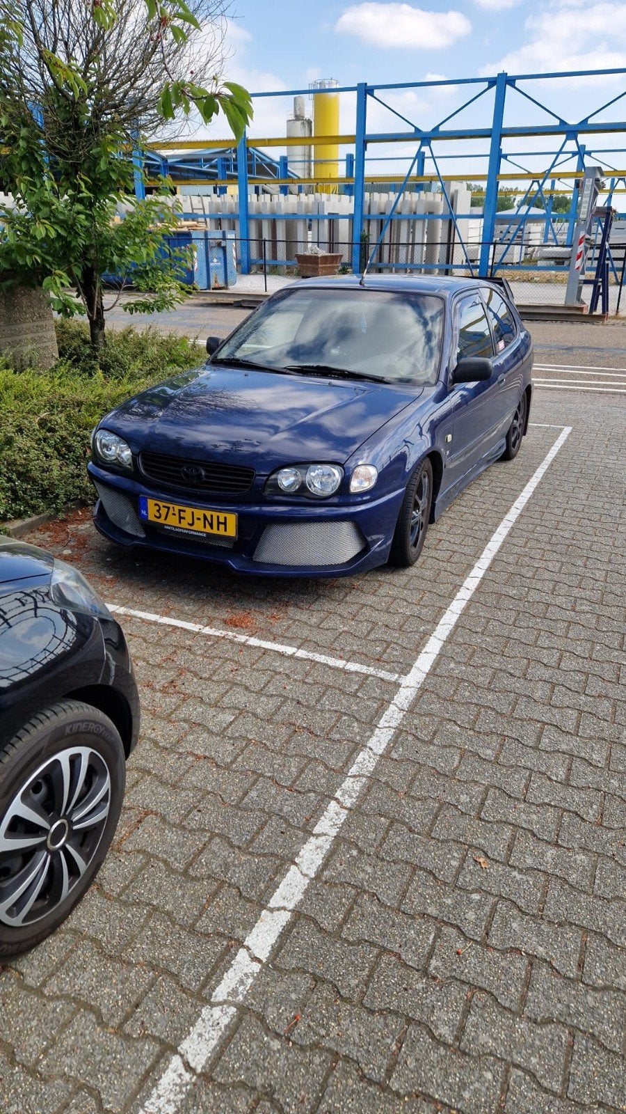 Toyota Corolla 1.6 HB Linea Terra 2000 Blauw