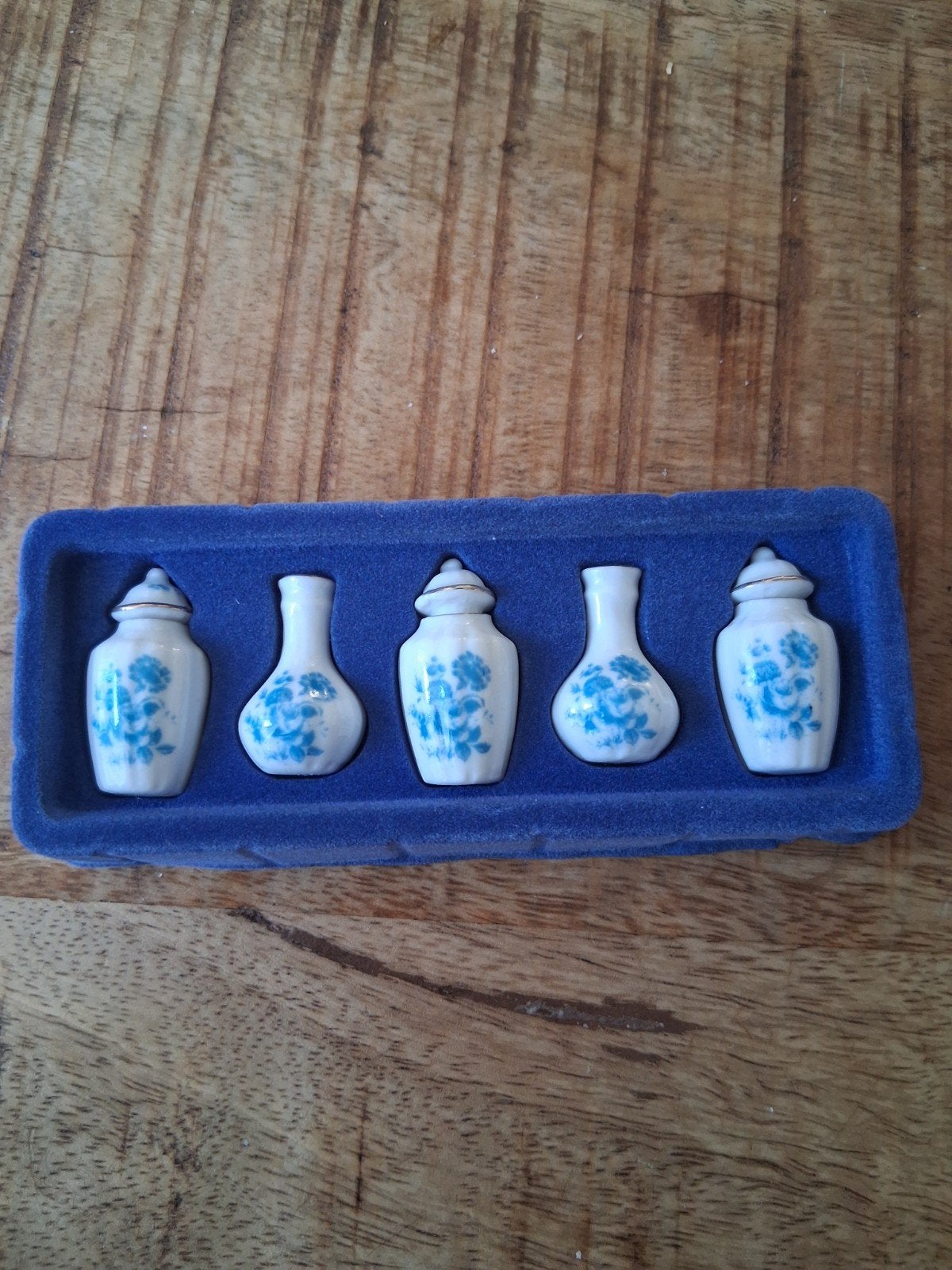 Set van 5 miniatuur vaasjes met blauw bloemmotief, Antiek en Kunst, Ophalen of Verzenden