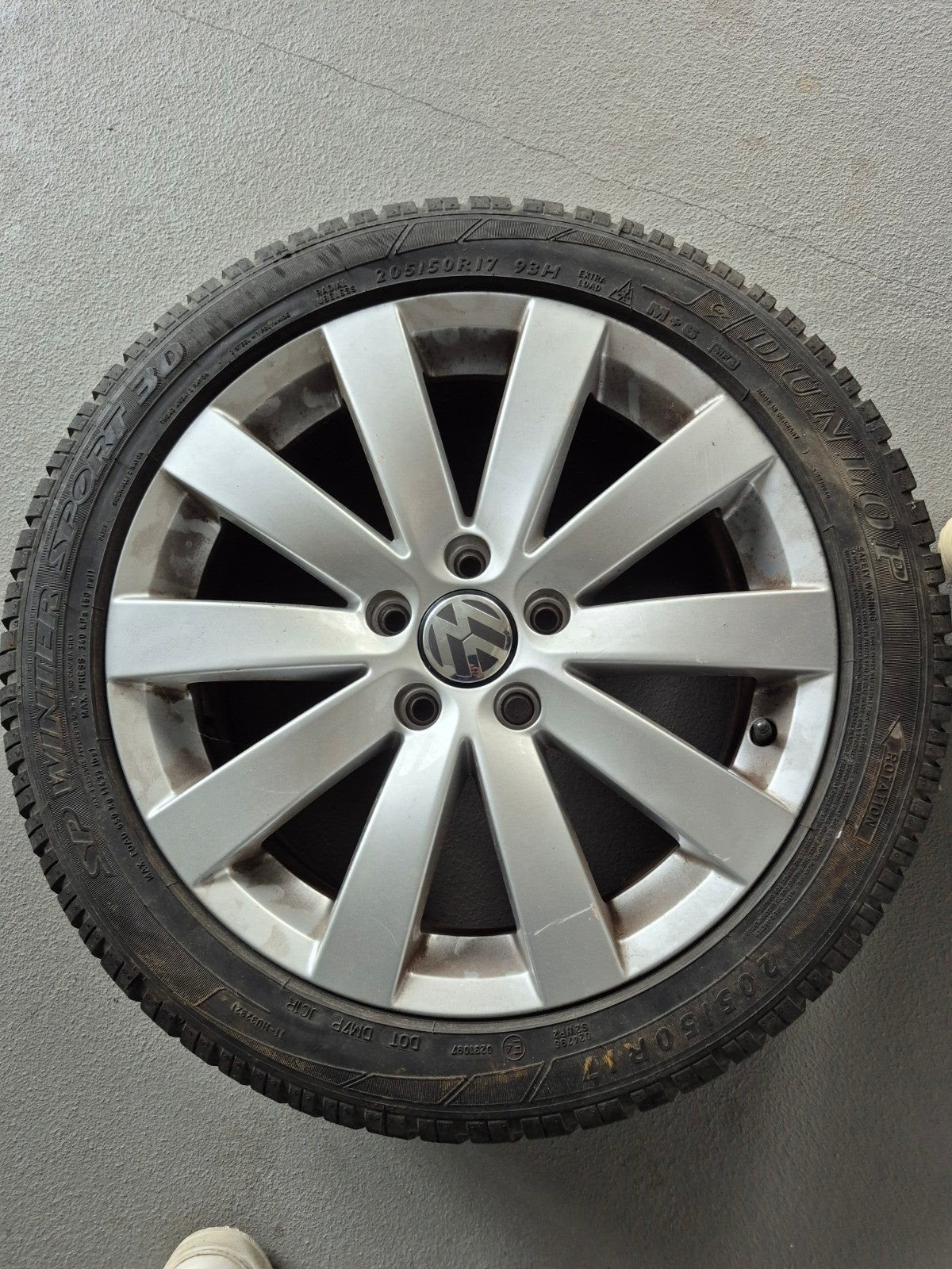 VW velgen met winterbanden 205-50-17 17 inch, Gebruikt, Banden en Velgen, 17 inch, Winterbanden