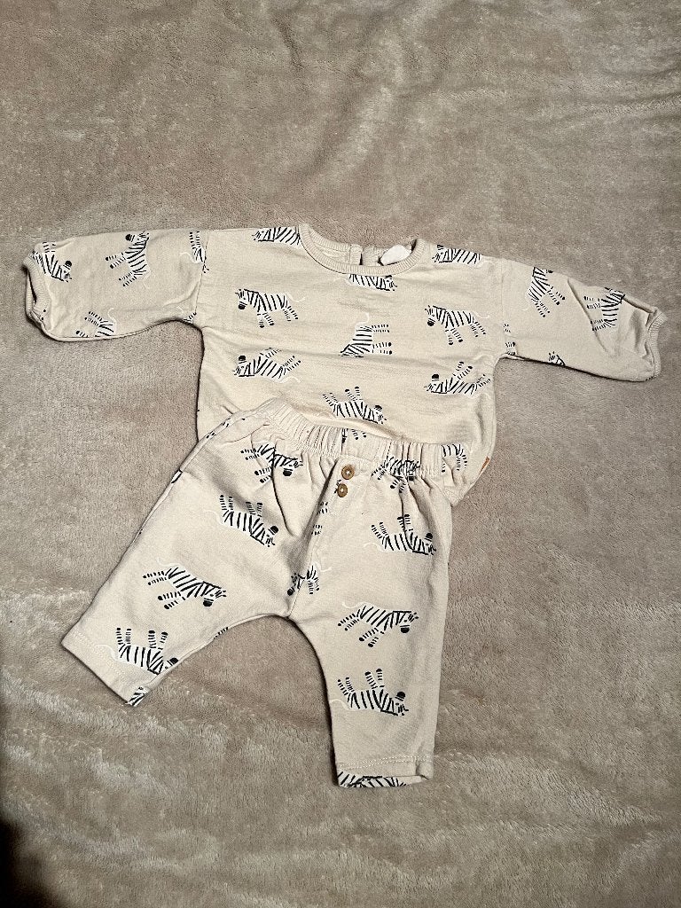 Setje Hema jongens/meisjes maat 56 (2 stuks), Ophalen of Verzenden, Zo goed als nieuw, Hema, Jongetje of Meisje