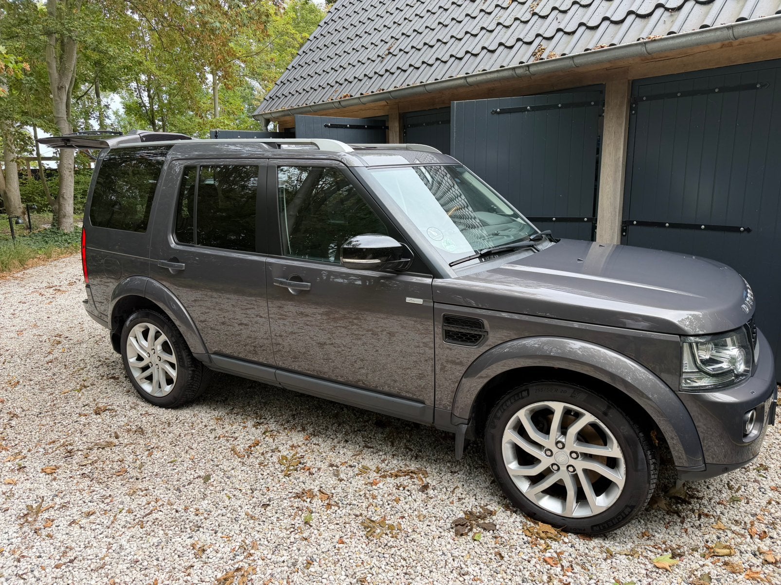 Land Rover Discovery 3.0 SDV62016 Landmark Deens Koningshuis, Auto's, Dealer onderhouden, Zwart, 2993 cc, 7 stoelen