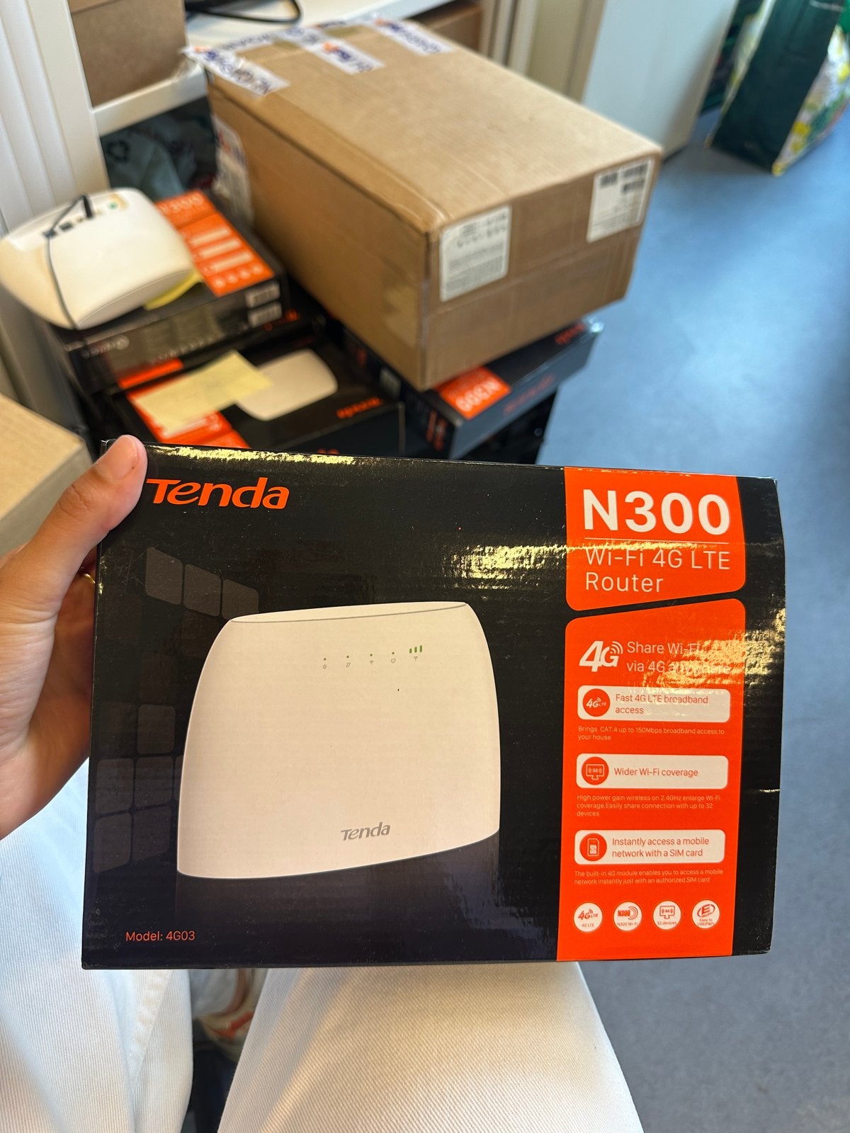 Tenda N300 Wi-Fi 4G LTE Router (19 stuks beschikbaar), Ophalen of Verzenden, Nieuw, Router