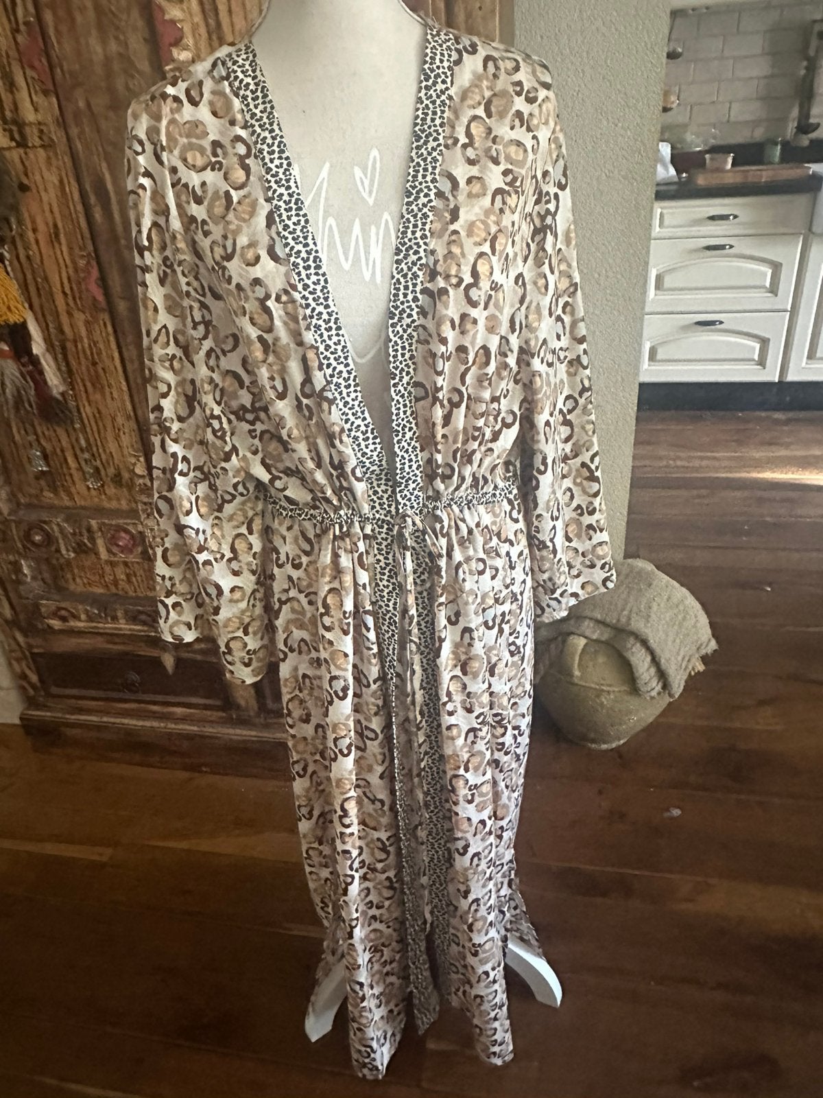 Norah kimono 44, Ophalen of Verzenden, Zo goed als nieuw, Maat 42/44 (L)