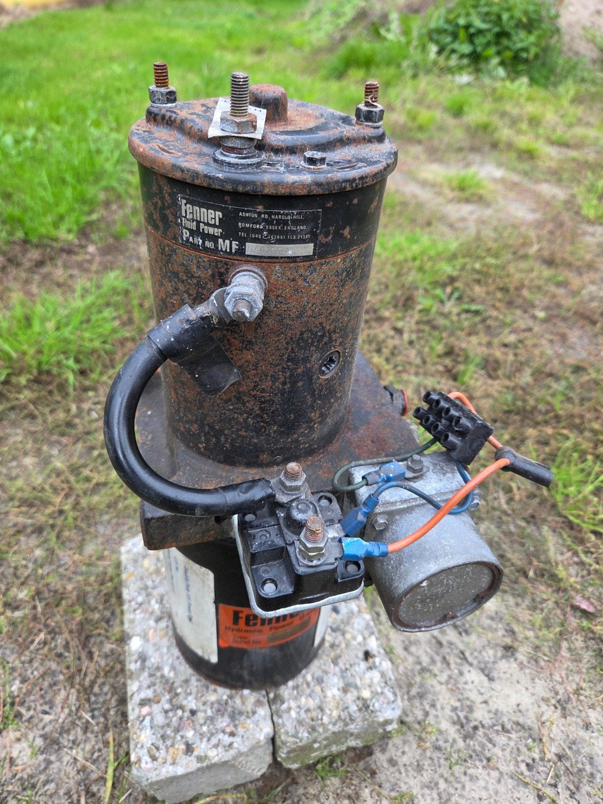 Hydrauliekpomp / Hydroliekunit 12V / Hydrauliek pomp, Ophalen, Gebruikt