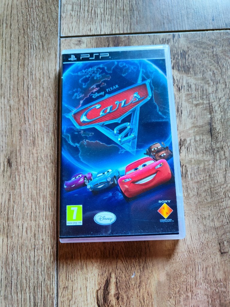 PSP Spel - Disney Pixar Cars 2, 1 speler, Racen en Vliegen, Ophalen of Verzenden, Zo goed als nieuw