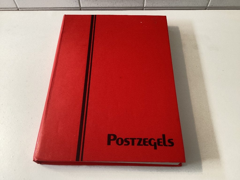Insteekboek Zwitserland goed gevuld, Postzegels en Munten, Postzegels | Volle albums en Verzamelingen, Ophalen of Verzenden, Buitenland