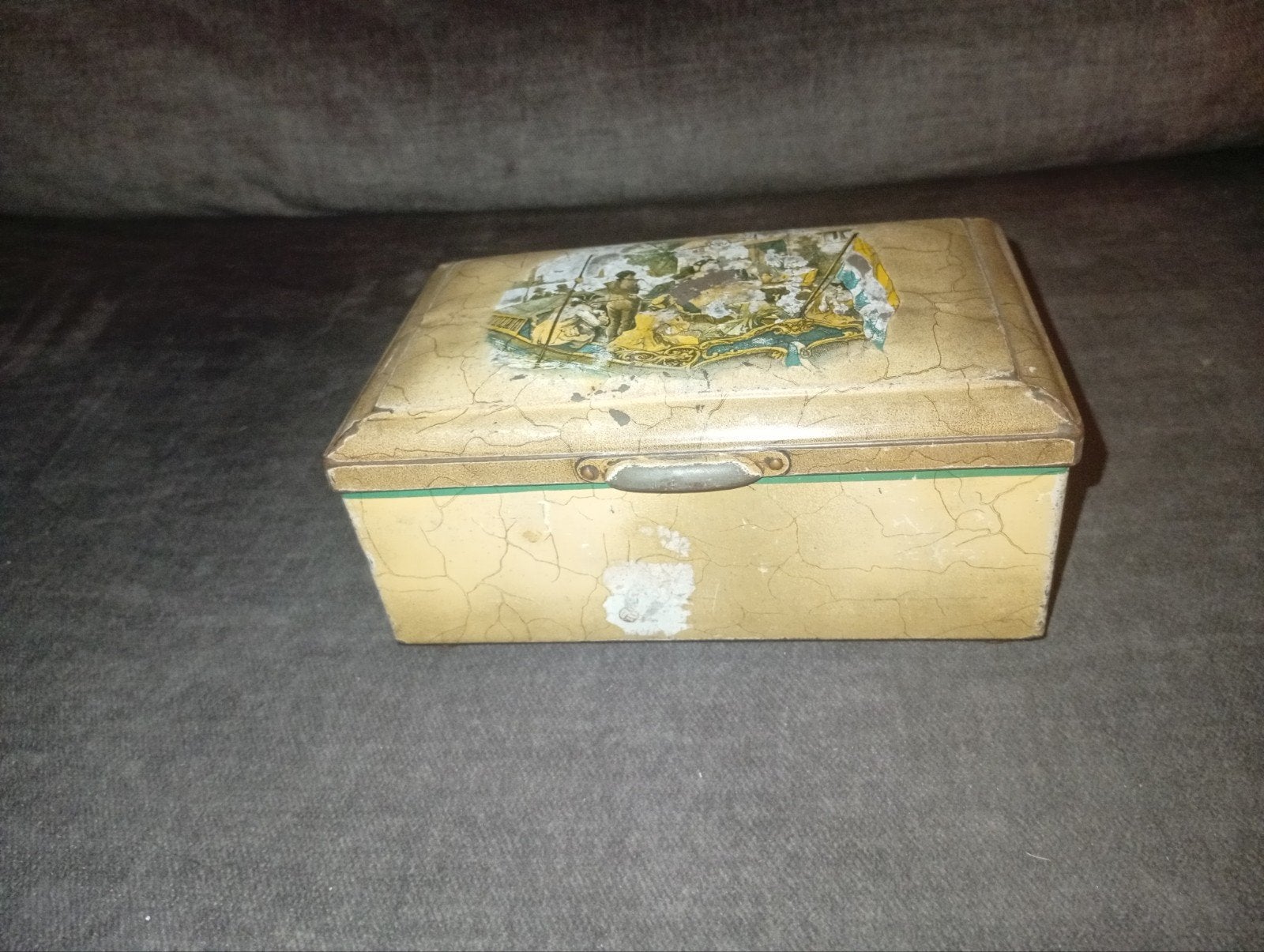 Vintage blikken doos met afbeeldingen, Ophalen of Verzenden
