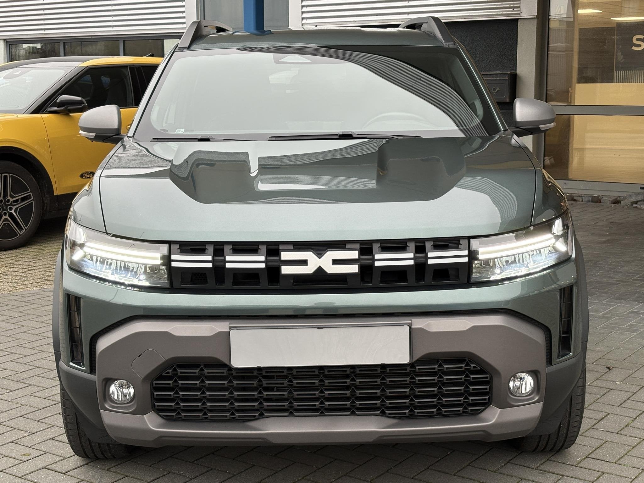 Dacia Duster 1.6 Hybrid Journey 140pk | Achteruitrijcamera |, Auto's, Stof, Gebruikt, 4 cilinders, Duster