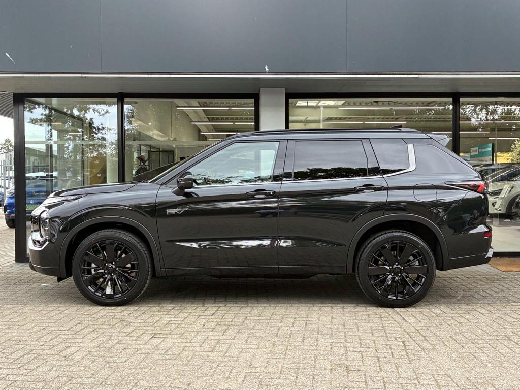 Mitsubishi Outlander 2.4 PHEV BlackEdition NIEUW UIT VOORRAA, Automaat, 2095 kg, Outlander, 4 cilinders