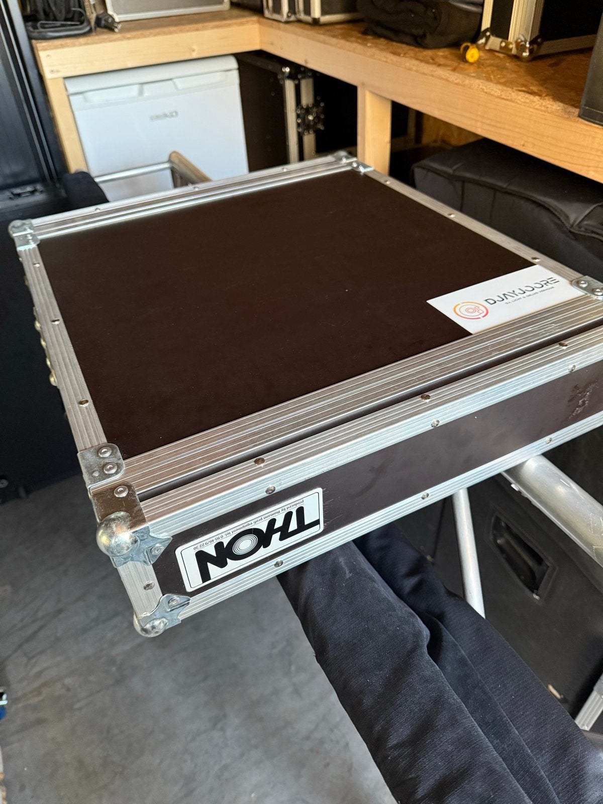 Dynacord SL1800 versterker met Thon 2U Flightcase, Ophalen, Nieuw, 100 watt of meer